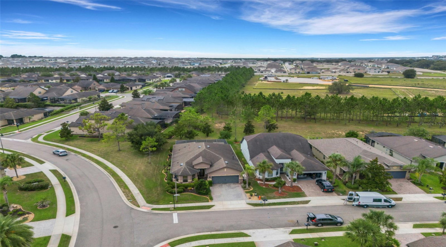 DAVENPORT, Florida 33837, 3 Bedrooms Bedrooms, ,2 BathroomsBathrooms,Residential,For Sale,CASTELLON,0,MFRS5154401