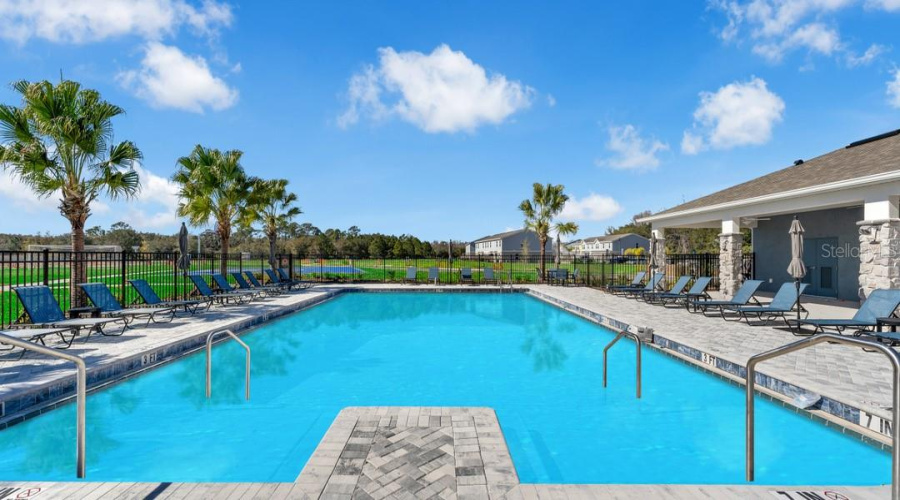 DAVENPORT, Florida 33897, 3 Bedrooms Bedrooms, ,2 BathroomsBathrooms,Residential,For Sale,CUBAN ROYAL PALM,0,MFRO6429883