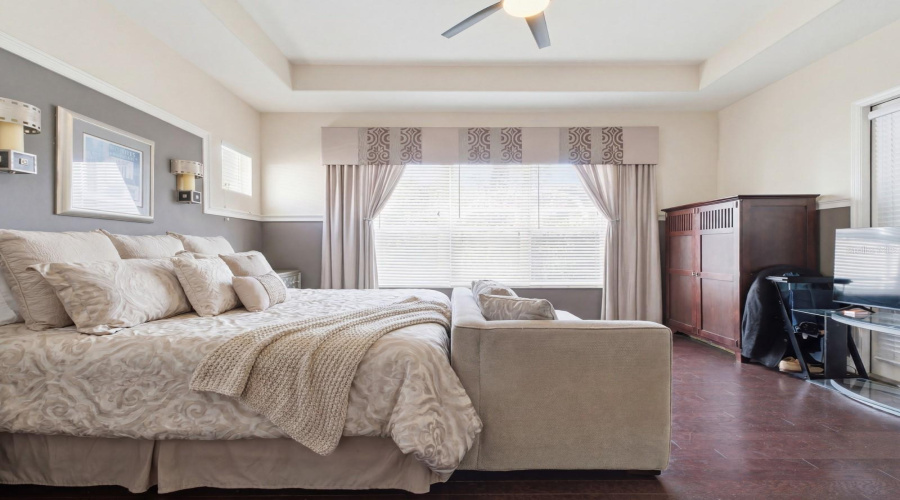 ORLANDO, Florida 32836, 4 Bedrooms Bedrooms, ,3 BathroomsBathrooms,Residential,For Sale,VIA BELLA NOTTE,0,MFRO6336248