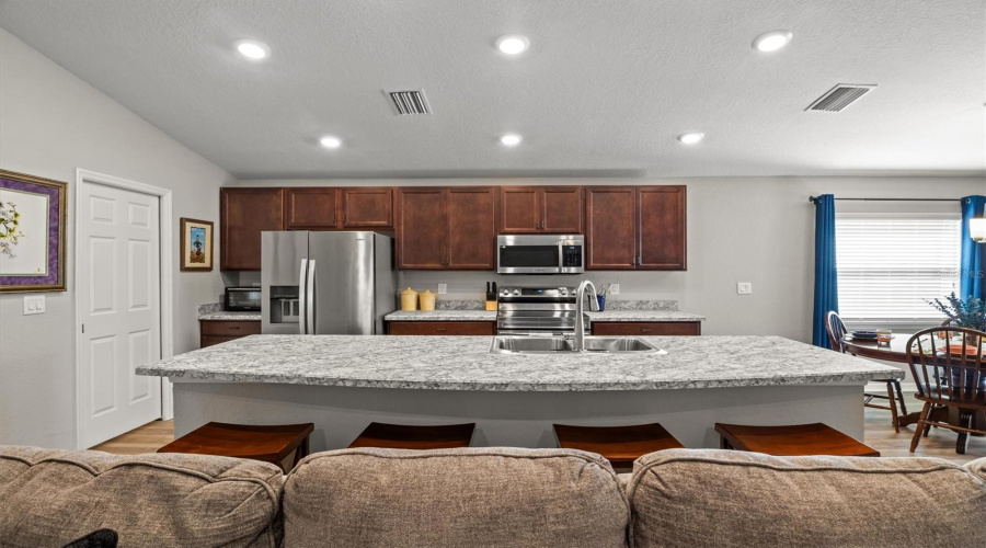 DAVENPORT, Florida 33837, 3 Bedrooms Bedrooms, ,2 BathroomsBathrooms,Residential,For Sale,NOBLE,0,MFRO6404637