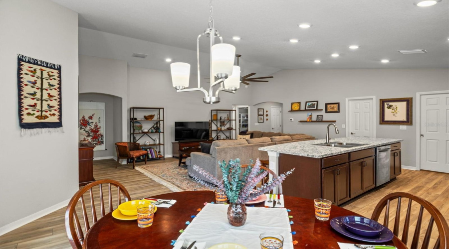 DAVENPORT, Florida 33837, 3 Bedrooms Bedrooms, ,2 BathroomsBathrooms,Residential,For Sale,NOBLE,0,MFRO6404637