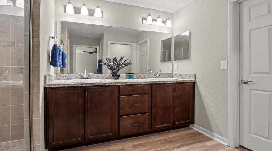 DAVENPORT, Florida 33837, 3 Bedrooms Bedrooms, ,2 BathroomsBathrooms,Residential,For Sale,NOBLE,0,MFRO6404637