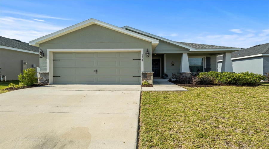 DAVENPORT, Florida 33837, 3 Bedrooms Bedrooms, ,2 BathroomsBathrooms,Residential,For Sale,NOBLE,0,MFRO6404637