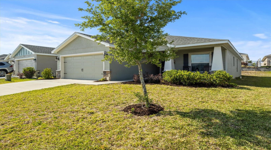 DAVENPORT, Florida 33837, 3 Bedrooms Bedrooms, ,2 BathroomsBathrooms,Residential,For Sale,NOBLE,0,MFRO6404637