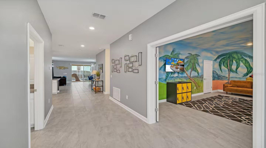 DAVENPORT, Florida 33896, 9 Bedrooms Bedrooms, ,5 BathroomsBathrooms,Residential,For Sale,CHALLENGE,0,MFRTB8486873