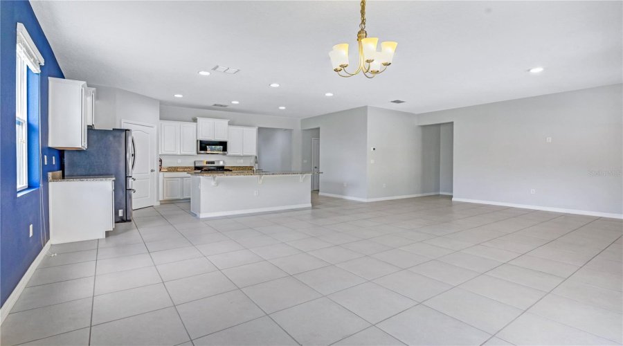 DAVENPORT, Florida 33837, 6 Bedrooms Bedrooms, ,5 BathroomsBathrooms,Residential,For Sale,WILDWOOD,0,MFRO6429926