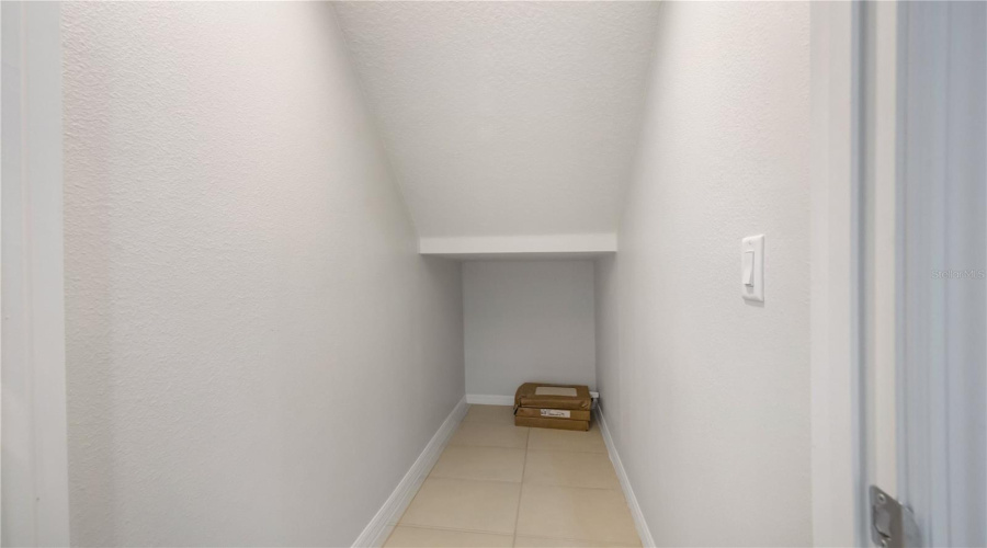 DAVENPORT, Florida 33837, 6 Bedrooms Bedrooms, ,5 BathroomsBathrooms,Residential,For Sale,WILDWOOD,0,MFRO6429926
