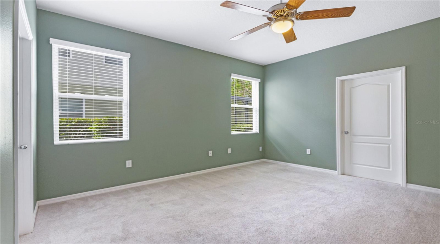 DAVENPORT, Florida 33837, 6 Bedrooms Bedrooms, ,5 BathroomsBathrooms,Residential,For Sale,WILDWOOD,0,MFRO6429926