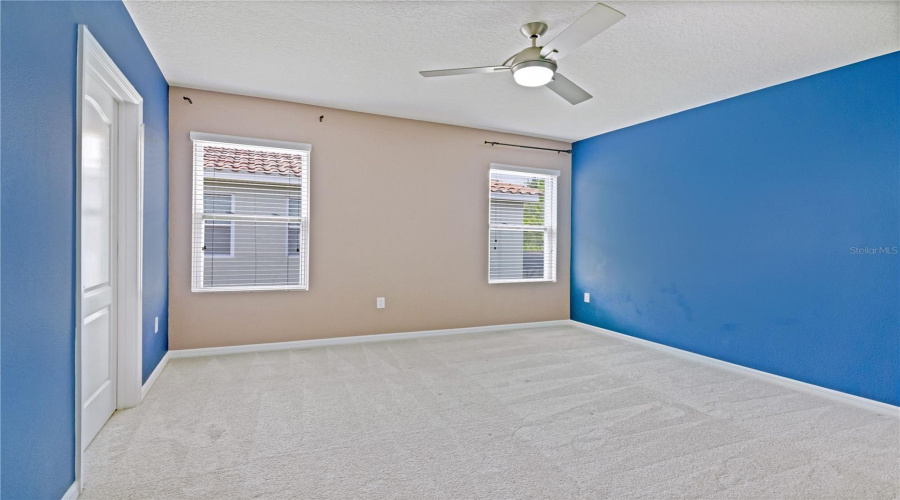 DAVENPORT, Florida 33837, 6 Bedrooms Bedrooms, ,5 BathroomsBathrooms,Residential,For Sale,WILDWOOD,0,MFRO6429926