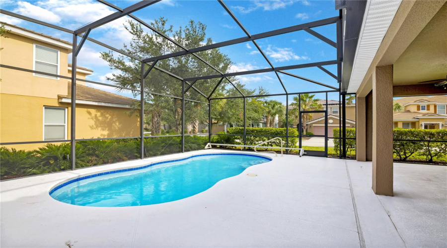 DAVENPORT, Florida 33837, 6 Bedrooms Bedrooms, ,5 BathroomsBathrooms,Residential,For Sale,WILDWOOD,0,MFRO6429926
