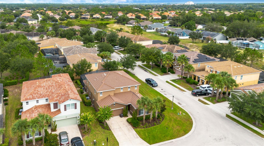 DAVENPORT, Florida 33837, 6 Bedrooms Bedrooms, ,5 BathroomsBathrooms,Residential,For Sale,WILDWOOD,0,MFRO6429926