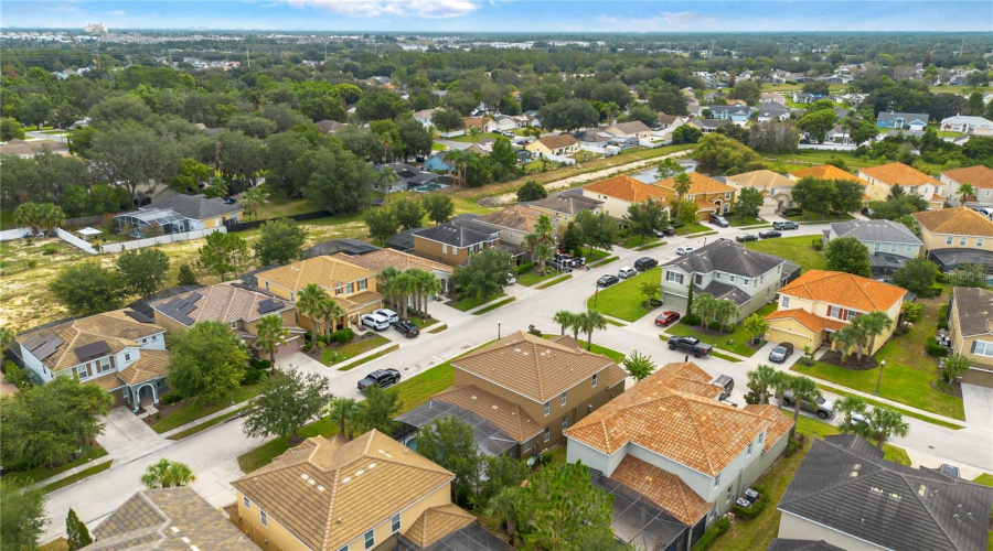 DAVENPORT, Florida 33837, 6 Bedrooms Bedrooms, ,5 BathroomsBathrooms,Residential,For Sale,WILDWOOD,0,MFRO6429926