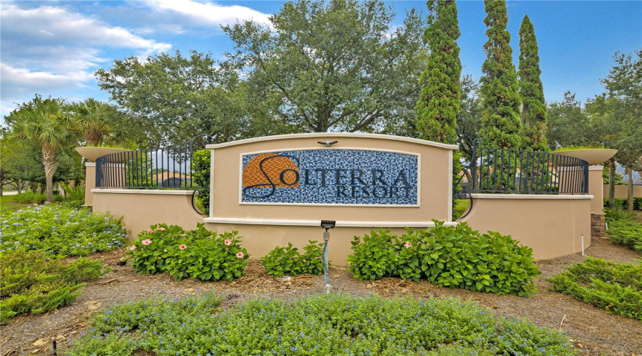 DAVENPORT, Florida 33837, 6 Bedrooms Bedrooms, ,5 BathroomsBathrooms,Residential,For Sale,WILDWOOD,0,MFRO6429926