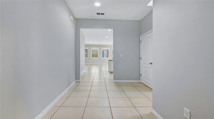 DAVENPORT, Florida 33837, 6 Bedrooms Bedrooms, ,5 BathroomsBathrooms,Residential,For Sale,WILDWOOD,0,MFRO6429926