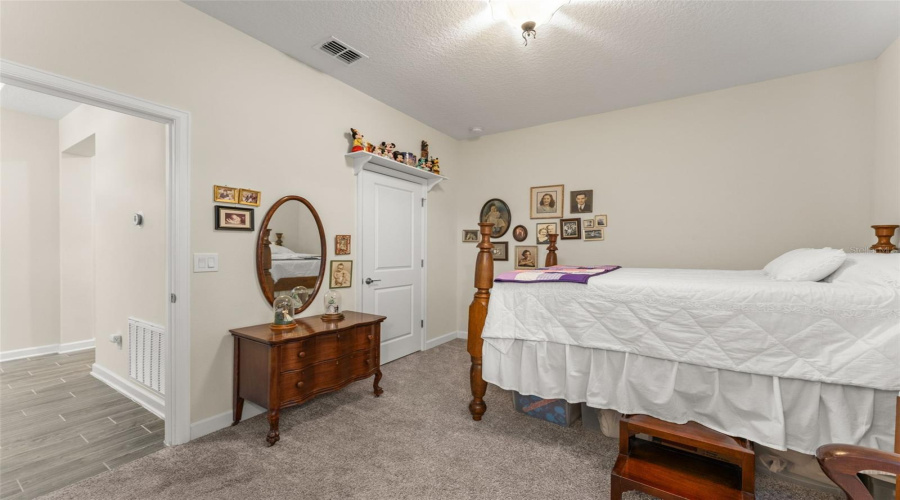 KISSIMMEE, Florida 34746, 4 Bedrooms Bedrooms, ,3 BathroomsBathrooms,Residential,For Sale,TRIBUTE,0,MFRO6428916