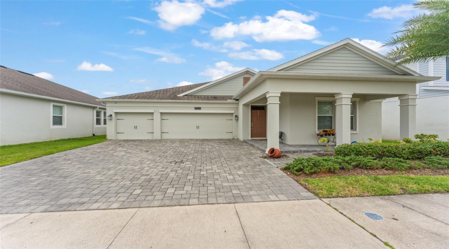 KISSIMMEE, Florida 34746, 4 Bedrooms Bedrooms, ,3 BathroomsBathrooms,Residential,For Sale,TRIBUTE,0,MFRO6428916