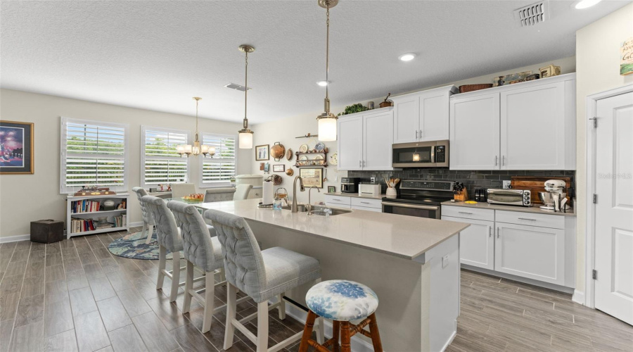 KISSIMMEE, Florida 34746, 4 Bedrooms Bedrooms, ,3 BathroomsBathrooms,Residential,For Sale,TRIBUTE,0,MFRO6428916