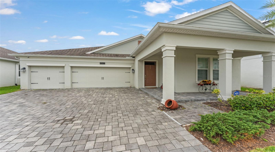 KISSIMMEE, Florida 34746, 4 Bedrooms Bedrooms, ,3 BathroomsBathrooms,Residential,For Sale,TRIBUTE,0,MFRO6428916