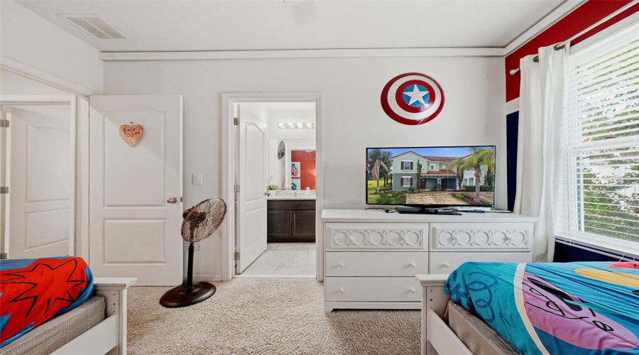 DAVENPORT, Florida 33837, 5 Bedrooms Bedrooms, ,5 BathroomsBathrooms,Residential,For Sale,TERRASONESTA,0,MFRL4963932