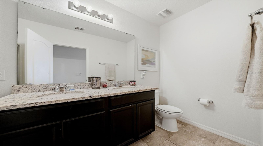 DAVENPORT, Florida 33837, 5 Bedrooms Bedrooms, ,5 BathroomsBathrooms,Residential,For Sale,TERRASONESTA,0,MFRL4963932