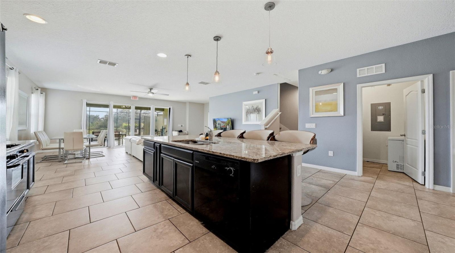 DAVENPORT, Florida 33837, 5 Bedrooms Bedrooms, ,5 BathroomsBathrooms,Residential,For Sale,TERRASONESTA,0,MFRL4963932