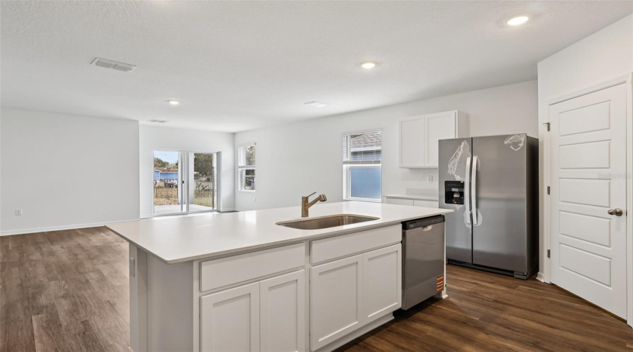 DAVENPORT, Florida 33837, 4 Bedrooms Bedrooms, ,3 BathroomsBathrooms,Residential,For Sale,LIMEKLIN FALLS,0,MFRO6429813