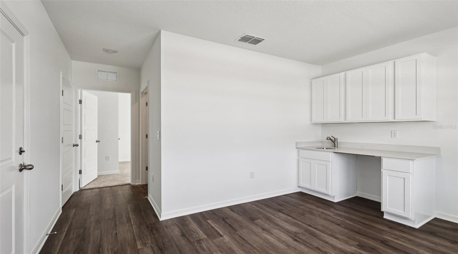 DAVENPORT, Florida 33837, 4 Bedrooms Bedrooms, ,3 BathroomsBathrooms,Residential,For Sale,LIMEKLIN FALLS,0,MFRO6429813