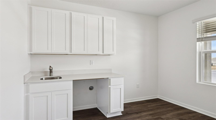 DAVENPORT, Florida 33837, 4 Bedrooms Bedrooms, ,3 BathroomsBathrooms,Residential,For Sale,LIMEKLIN FALLS,0,MFRO6429813