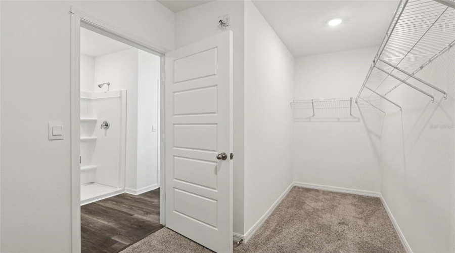 DAVENPORT, Florida 33837, 4 Bedrooms Bedrooms, ,3 BathroomsBathrooms,Residential,For Sale,LIMEKLIN FALLS,0,MFRO6429813