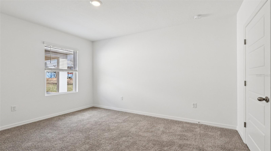 DAVENPORT, Florida 33837, 4 Bedrooms Bedrooms, ,3 BathroomsBathrooms,Residential,For Sale,LIMEKLIN FALLS,0,MFRO6429813