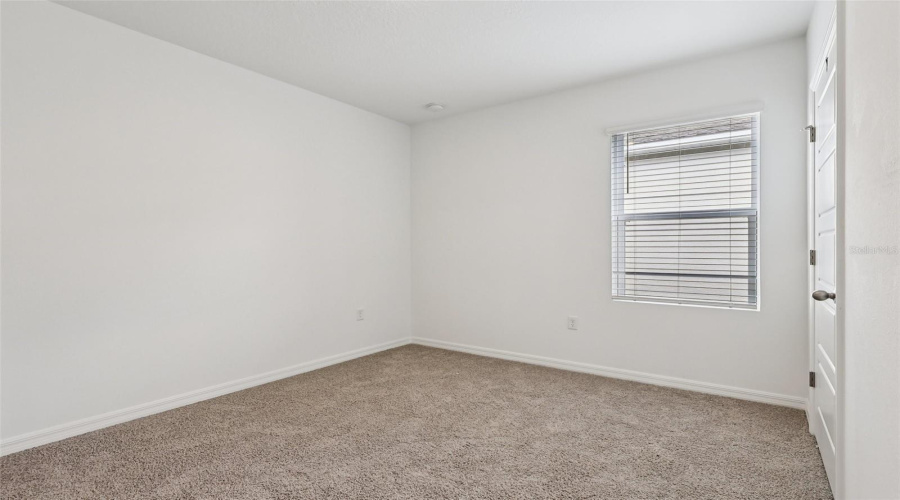 DAVENPORT, Florida 33837, 4 Bedrooms Bedrooms, ,3 BathroomsBathrooms,Residential,For Sale,LIMEKLIN FALLS,0,MFRO6429813