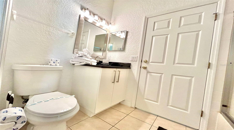 DAVENPORT, Florida 33837, 4 Bedrooms Bedrooms, ,3 BathroomsBathrooms,Residential,For Sale,VERONA AVE,0,MFRO6428378