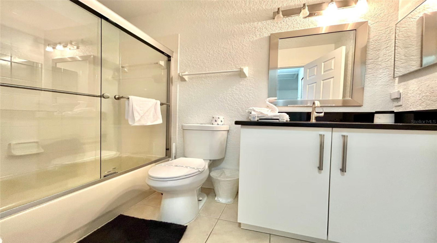 DAVENPORT, Florida 33837, 4 Bedrooms Bedrooms, ,3 BathroomsBathrooms,Residential,For Sale,VERONA AVE,0,MFRO6428378