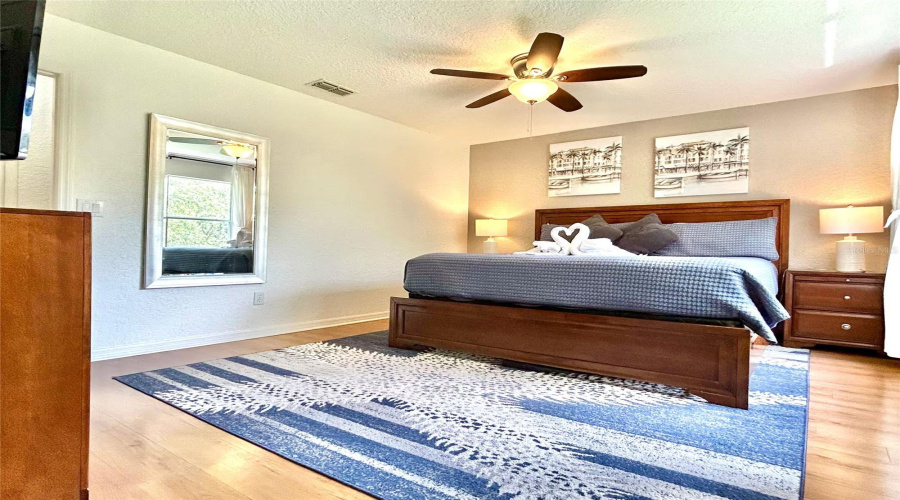 DAVENPORT, Florida 33837, 4 Bedrooms Bedrooms, ,3 BathroomsBathrooms,Residential,For Sale,VERONA AVE,0,MFRO6428378