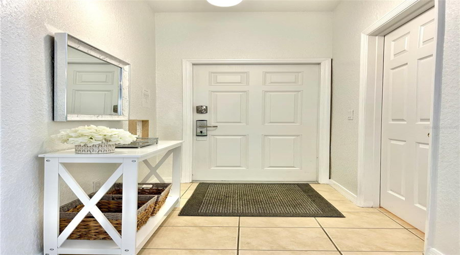DAVENPORT, Florida 33837, 4 Bedrooms Bedrooms, ,3 BathroomsBathrooms,Residential,For Sale,VERONA AVE,0,MFRO6428378