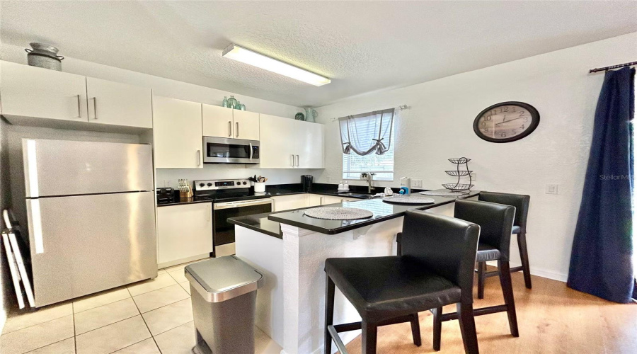 DAVENPORT, Florida 33837, 4 Bedrooms Bedrooms, ,3 BathroomsBathrooms,Residential,For Sale,VERONA AVE,0,MFRO6428378