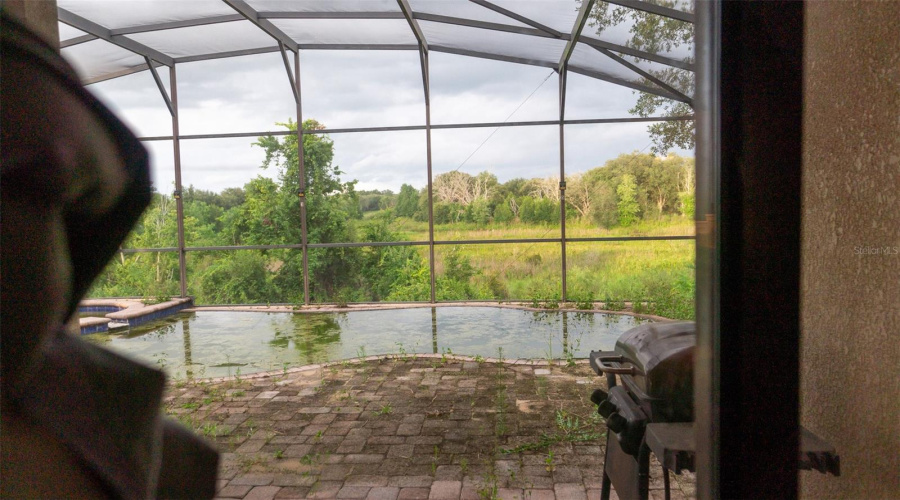 DAVENPORT, Florida 33837, 6 Bedrooms Bedrooms, ,4 BathroomsBathrooms,Residential,For Sale,BRIDGEFORD CROSSING,0,MFRO6421852