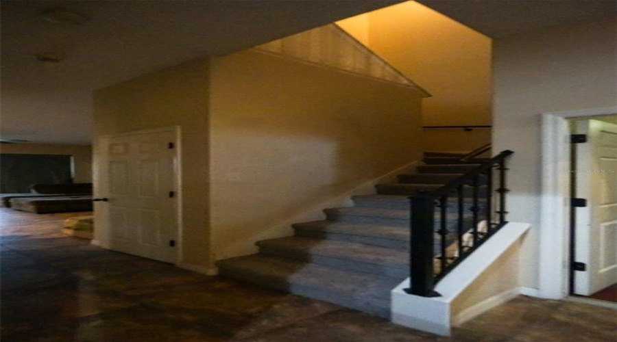 DAVENPORT, Florida 33837, 6 Bedrooms Bedrooms, ,4 BathroomsBathrooms,Residential,For Sale,BRIDGEFORD CROSSING,0,MFRO6421852