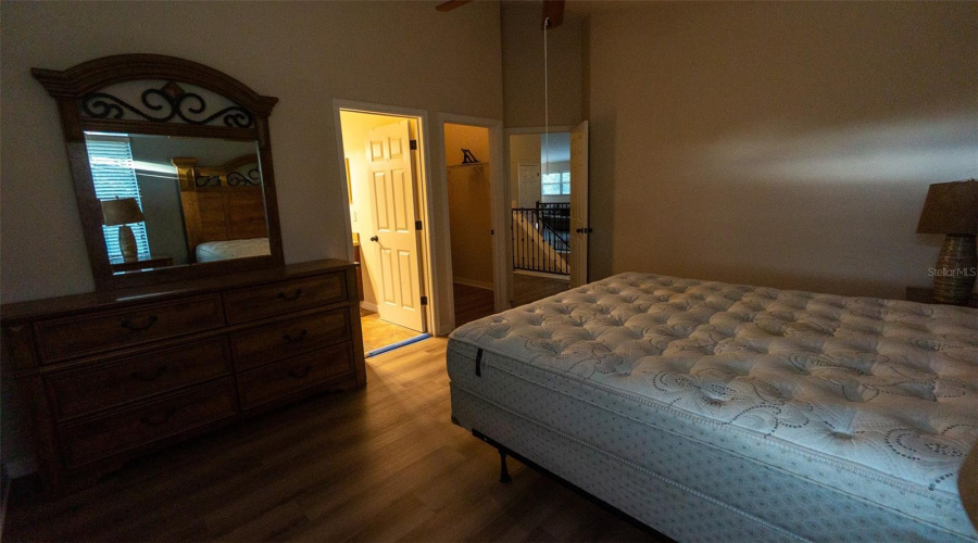 DAVENPORT, Florida 33837, 6 Bedrooms Bedrooms, ,4 BathroomsBathrooms,Residential,For Sale,BRIDGEFORD CROSSING,0,MFRO6421852