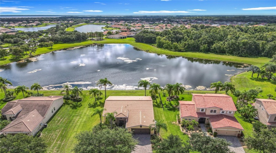 KISSIMMEE, Florida 34746, 3 Bedrooms Bedrooms, ,2 BathroomsBathrooms,Residential,For Sale,GOLDEN KNOT,0,MFRS5132792