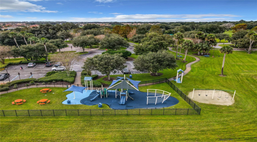 KISSIMMEE, Florida 34746, 3 Bedrooms Bedrooms, ,2 BathroomsBathrooms,Residential,For Sale,GOLDEN KNOT,0,MFRS5132792