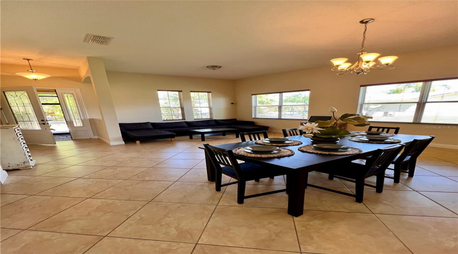 KISSIMMEE, Florida 34746, 3 Bedrooms Bedrooms, ,2 BathroomsBathrooms,Residential,For Sale,GOLDEN KNOT,0,MFRS5132792