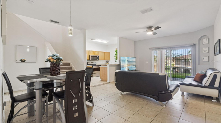 DAVENPORT, Florida 33897, 4 Bedrooms Bedrooms, ,3 BathroomsBathrooms,Residential,For Sale,CAMBRIA,0,MFRO6429966
