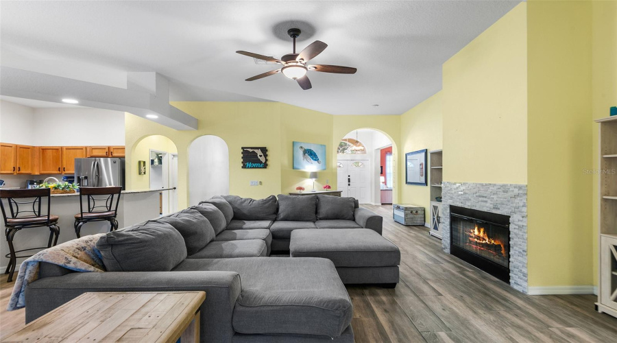 DAVENPORT, Florida 33897, 4 Bedrooms Bedrooms, ,3 BathroomsBathrooms,Residential,For Sale,BIRKDALE,0,MFRP4939465