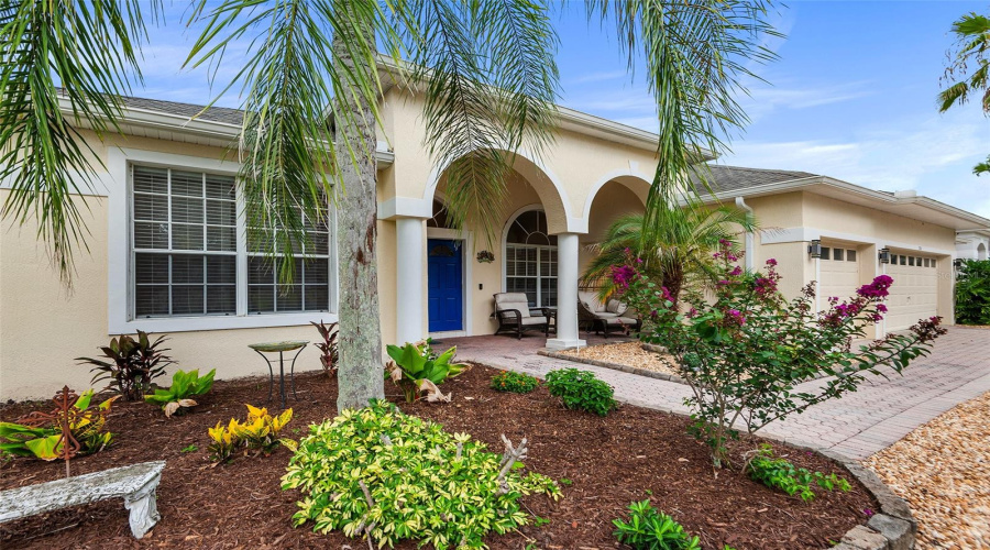 DAVENPORT, Florida 33897, 4 Bedrooms Bedrooms, ,3 BathroomsBathrooms,Residential,For Sale,BIRKDALE,0,MFRP4939465