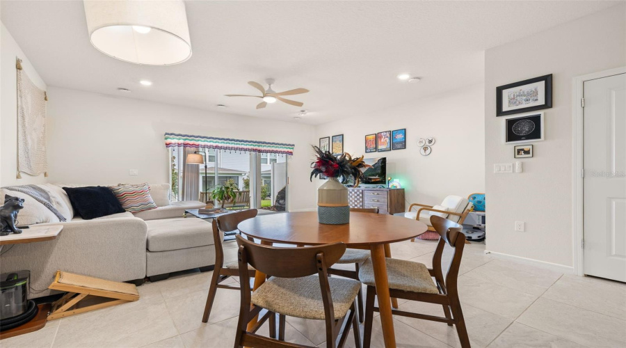 DAVENPORT, Florida 33896, 3 Bedrooms Bedrooms, ,2 BathroomsBathrooms,Residential,For Sale,WINSOME,0,MFRS5154557
