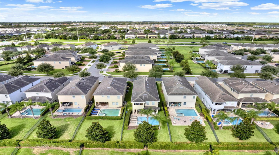 KISSIMMEE, Florida 34747, 5 Bedrooms Bedrooms, ,5 BathroomsBathrooms,Residential,For Sale,MARKER,0,MFRO6430064