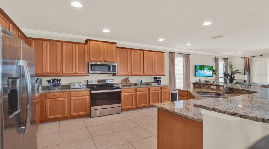 KISSIMMEE, Florida 34747, 5 Bedrooms Bedrooms, ,5 BathroomsBathrooms,Residential,For Sale,MARKER,0,MFRO6430064