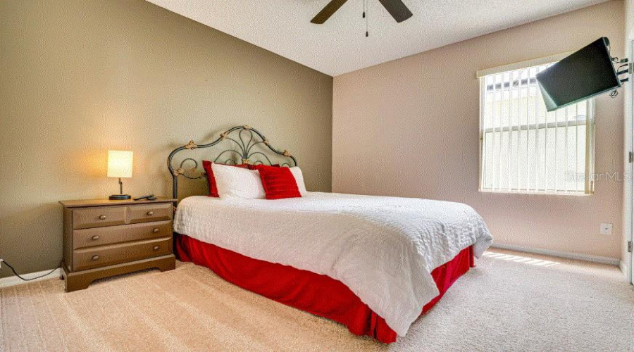 DAVENPORT, Florida 33837, 5 Bedrooms Bedrooms, ,3 BathroomsBathrooms,Residential,For Sale,SUNSET VIEW,0,MFRO6430096
