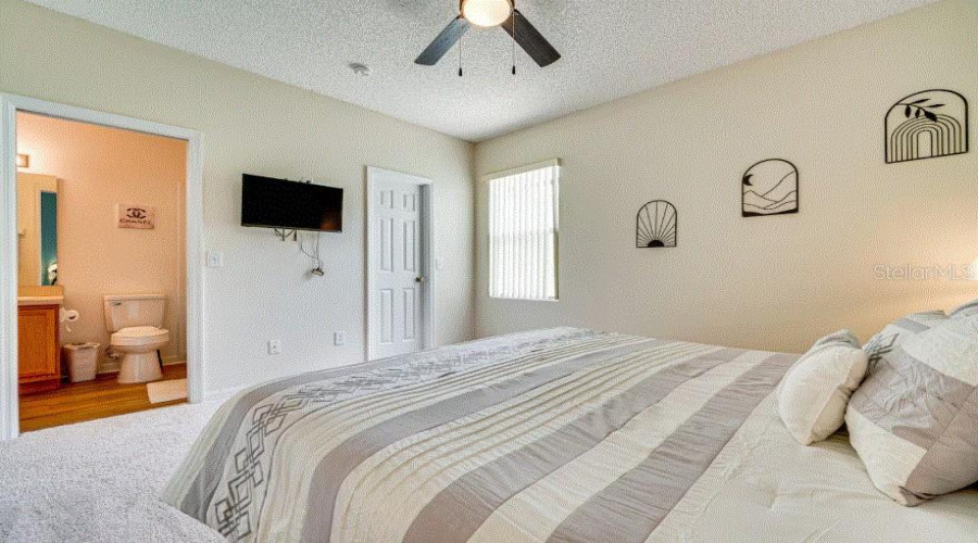 DAVENPORT, Florida 33837, 5 Bedrooms Bedrooms, ,3 BathroomsBathrooms,Residential,For Sale,SUNSET VIEW,0,MFRO6430096
